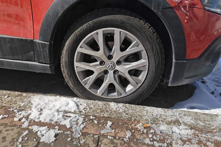 Used Volkswagen Polo 2014 1.6L Cross Polo Automatic