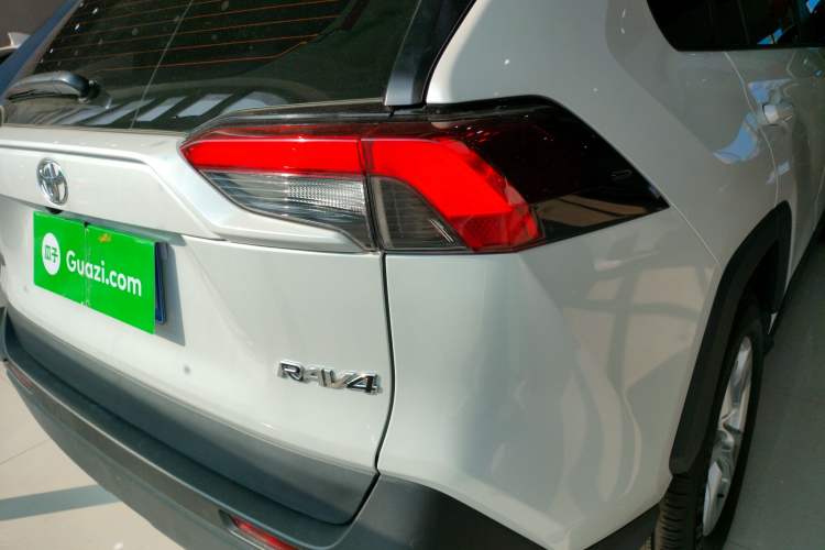 Used Toyota RAV4 2023 2.0L CVT Two-Wheel Drive Urban Edition
