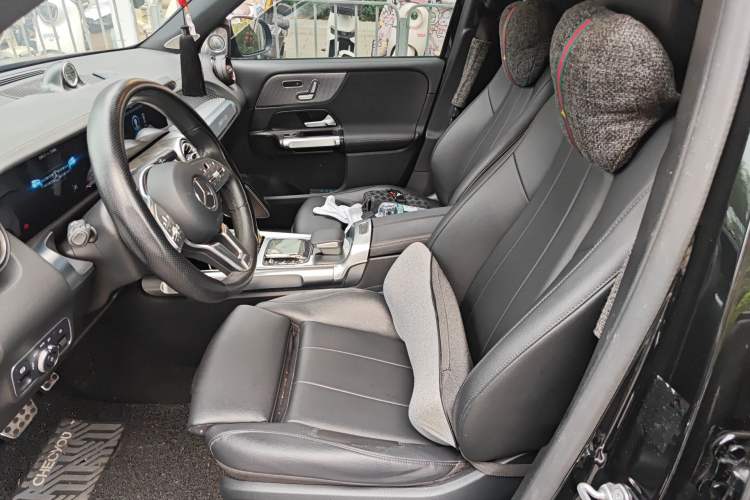 Used Mercedes-Benz GLB 2020 Facelift GLB 200 Fashion Edition Left Front Seat