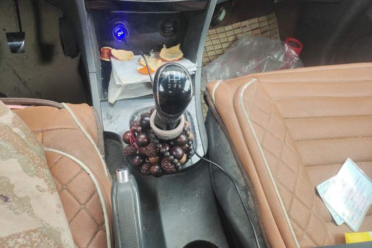 Used JAC Group Refine M2 2013 1.5L Manual Luxury 5-Seater