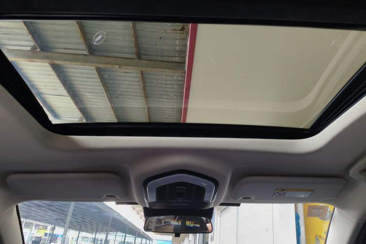 Used SWM G05 2021 PRO 1.5T Automatic Prestige 7-seater
