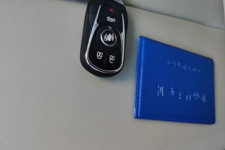 Used Buick GL8 2023 Land Executive Class Smart Enjoyment Model