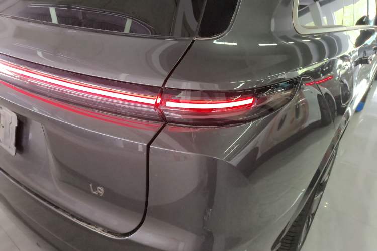 Used Li Auto L9 2025 Pro Smart Refreshed Edition
