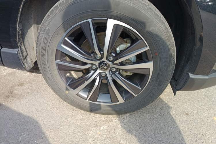 Used Toyota Harrier 2024 2.0L CVT Two-Wheel Drive Entry Version