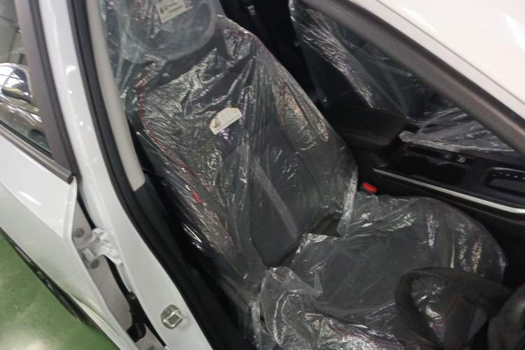 Used Chevrolet Trax 2023 Encore RS 1.5T CVT Cool