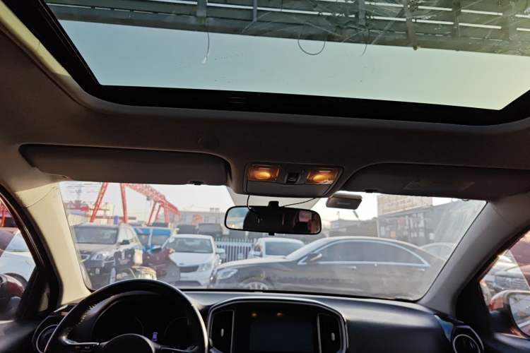 Used Kia kx1 Stonic 2019 1.4L Automatic Fun Edition China V Standard Headliner