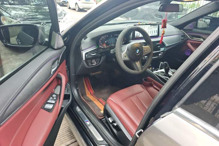 Used BMW 5 Series 2023 530Li Leading Model M Sport Package