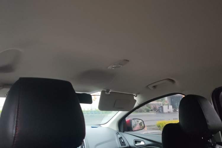 Used Ford Focus 2015 Hatchback 1.6L Manual Fashion Edition