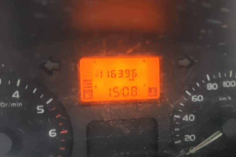 Used Wuling Rongguang 2011 1.2L Base Version Odometer Close Up