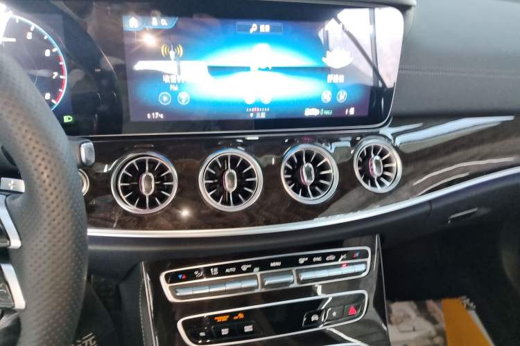 Used Mercedes-Benz E-Class 2021 Facelift E 260 Coupe
