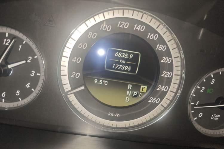 Used Mercedes-Benz E-Class 2011 E 300 L Elegant Model