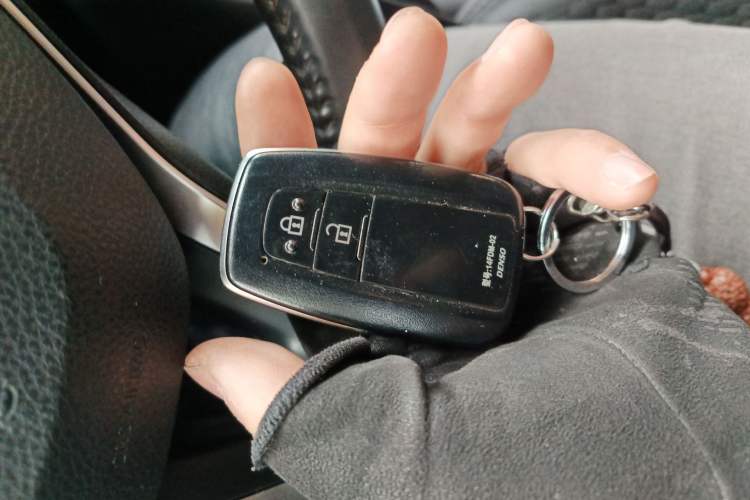 Used Toyota RAV4 2022 2.0L CVT Two-Wheel Drive Fashion Plus Edition
