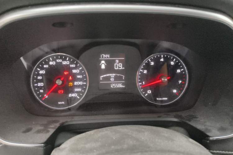 Used Roewe RX5 2016 20T Two-Wheel Drive Manual Flagship Edition