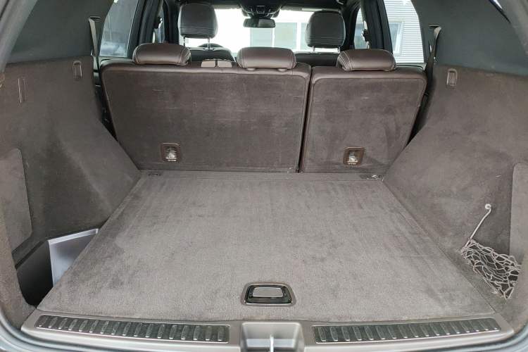 Used Mercedes-Benz GLE 2019 GLE 320 4MATIC Dynamic Edition Prestige Model Trunk