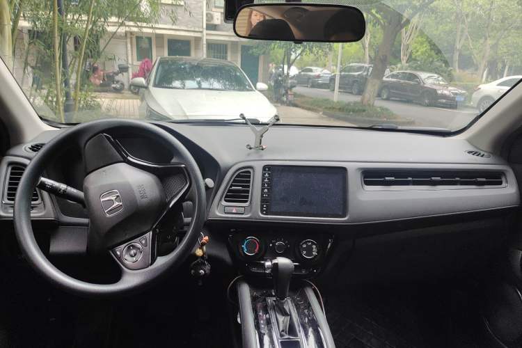 Used Honda Vezel 2020 1.5L CVT Pioneer Edition Center Console