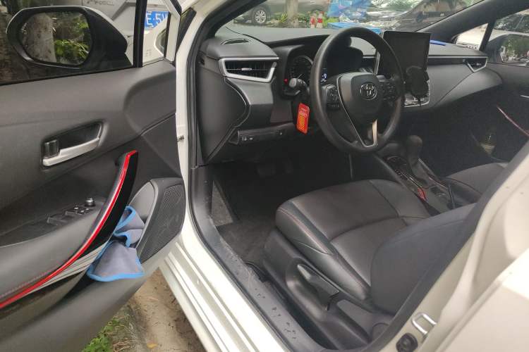 Used Toyota Levin 2022 Dual-Motor 1.8H E-CVT Sport Edition Driver Seat