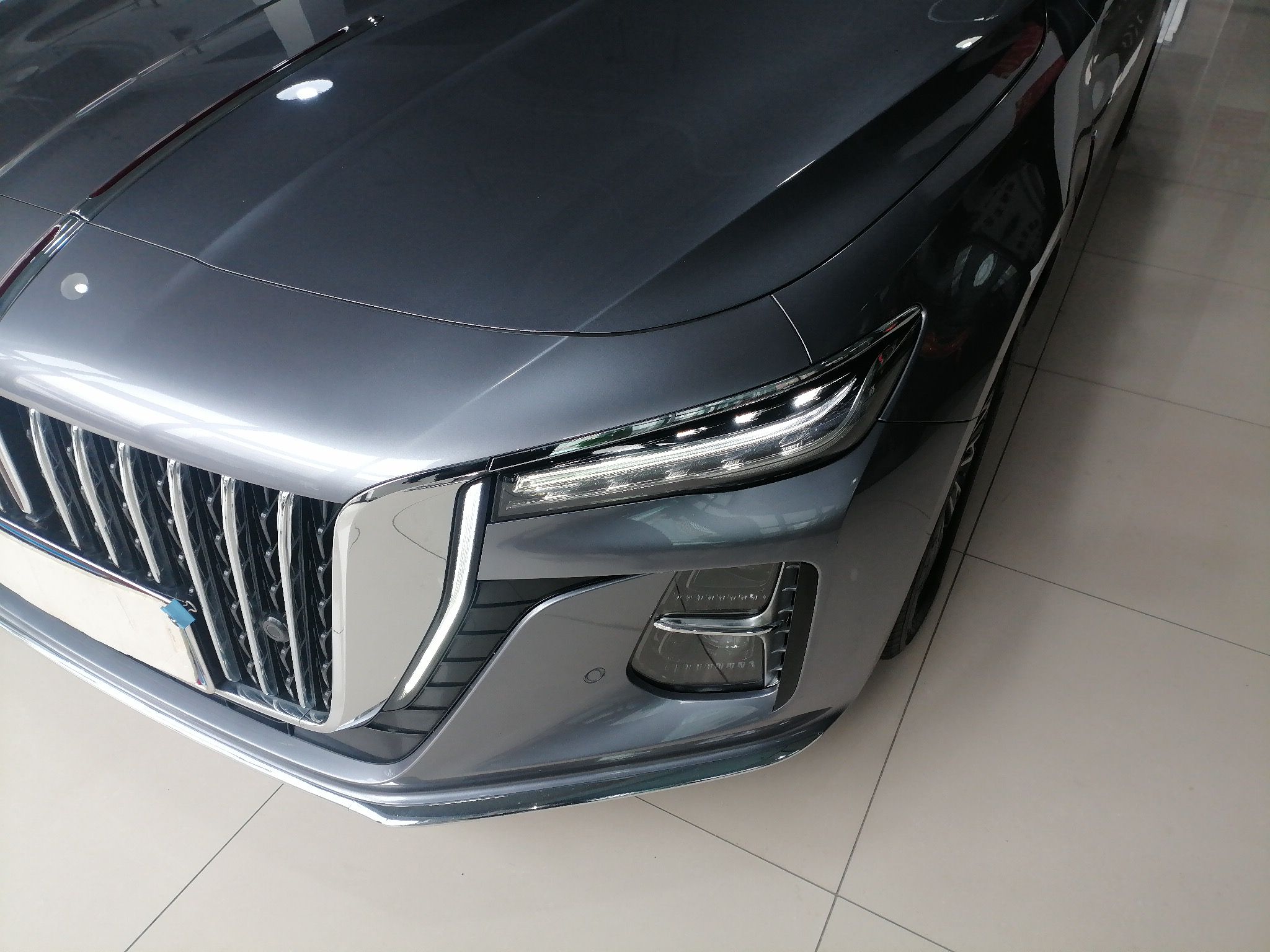 Hongqi H5 2023 2.0T Automatic Smart Connect Flagship Edition - Chinese Trim Xiang — снимка 6