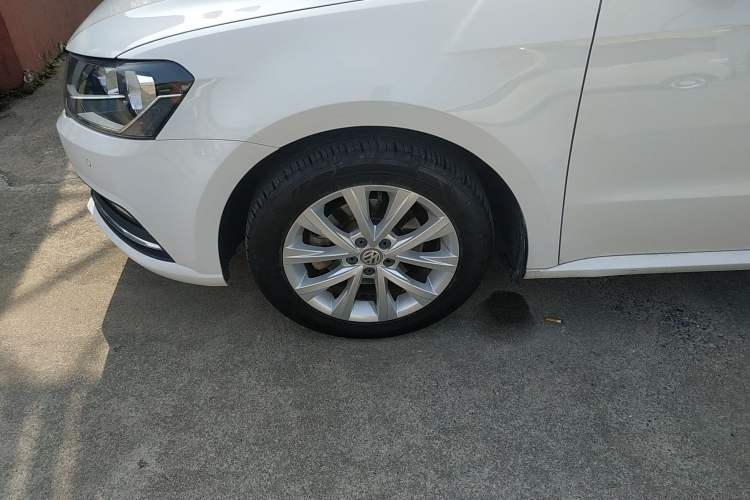 Used Volkswagen Lavida 2015 1.6L Automatic Comfort Edition