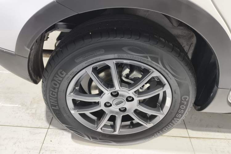 Used Geely Auto Vision X3 2021 PRO 1.5L CVT Deluxe Model