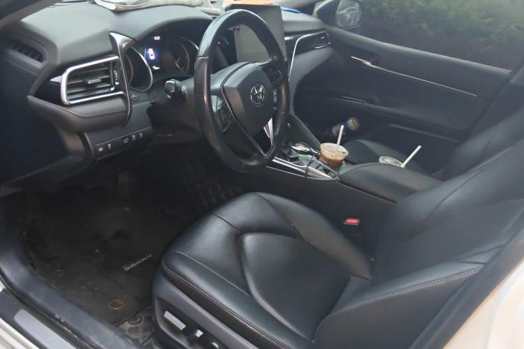 Used Toyota Camry 2021 2.0G Luxury Edition Driver Seat