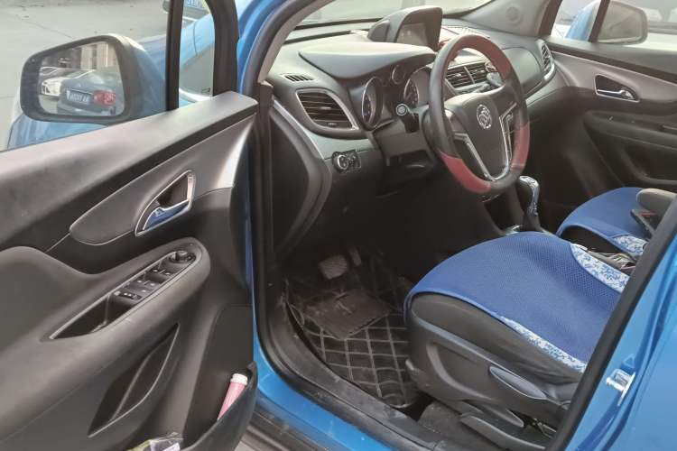 Used Buick Encore 2015 1.4T Automatic Two-Wheel Drive Urban Elite Version