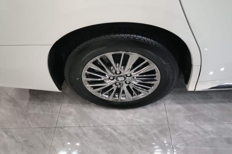 Used Toyota Vellfire 2023 Crown Dual-Engine 2.5L HV Ultimate Edition