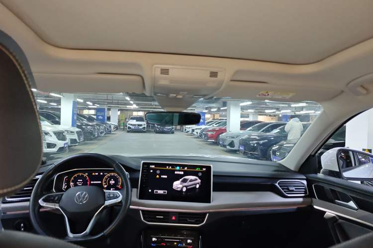 Used Volkswagen Tayron 2024 330TSI Two-Wheel Drive Luxury Plus Advanced Version
