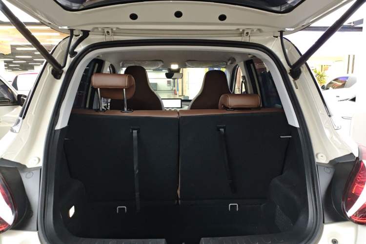 Used Wuling Bingo 2023 333 km Lingxi Connected+ Version
