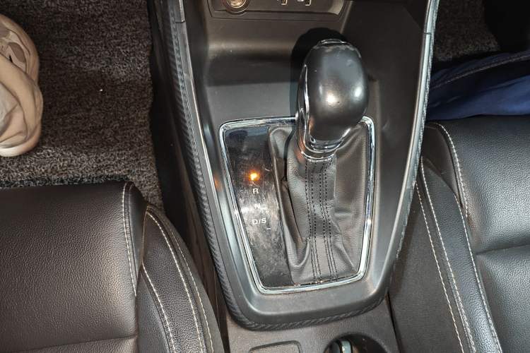 Used MG ZS 2018 1.5L Automatic Luxury Edition China V Standard