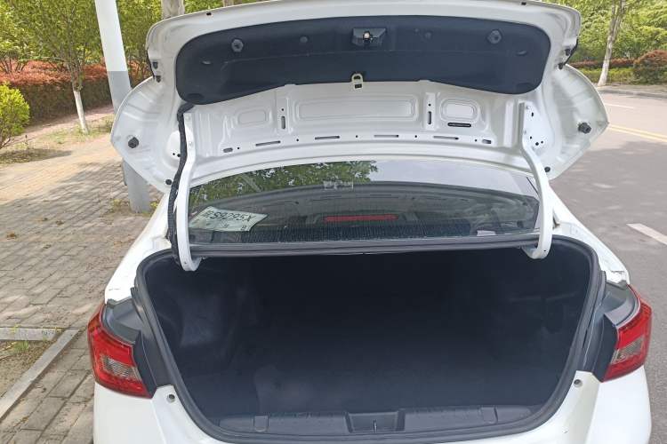 Used Chery Arrizo 5 2019 Facelifted PRO 1.5L Manual Youth Edition China VI Standard Trunk