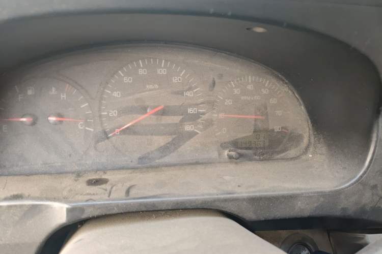 Used Jinbei Hiace 2011 2.0L 5th Generation Kuaiyunwang Standard Version 4G19
