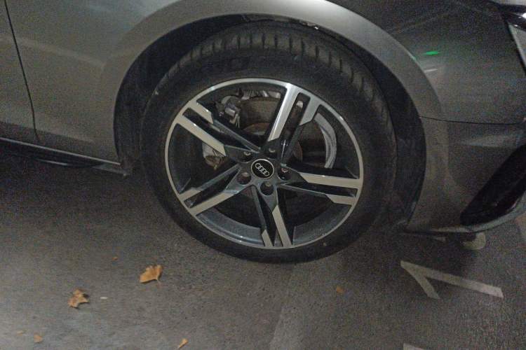 Used Audi A4L 2022 40 TFSI Luxury Dynamic Model