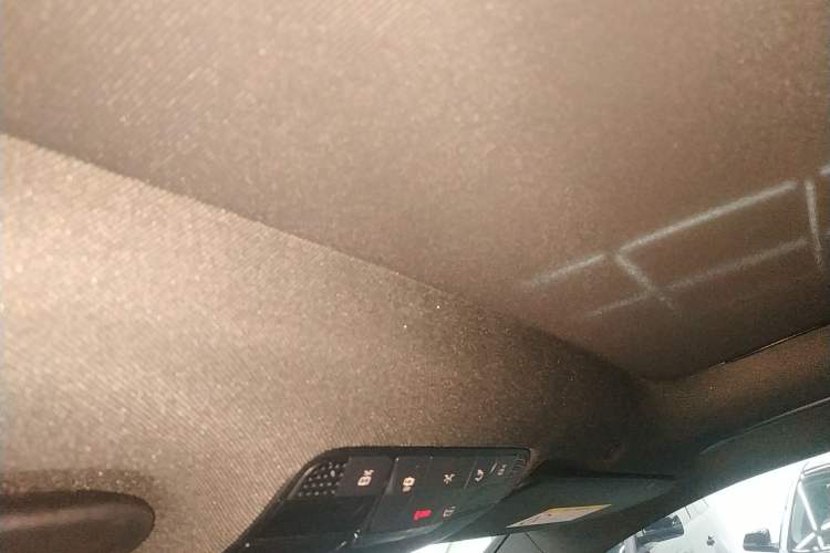 Used Mercedes-Benz GLC 2021 GLC 300 L 4MATIC Dynamic Model Headliner