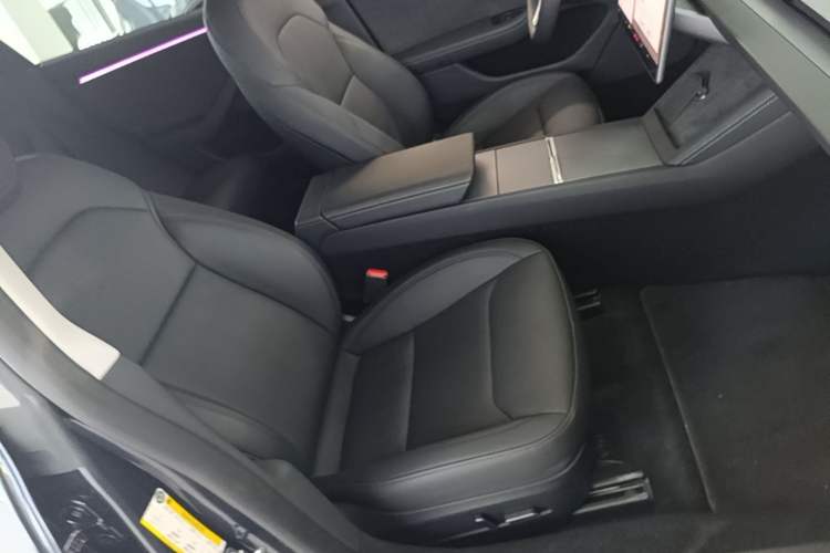 Used Tesla Model 3 2023 Long-Range All-Wheel-Drive Version