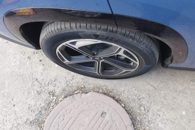 Used NETA L 2024 Extended-Range 310 Flash-Charge Red Edition