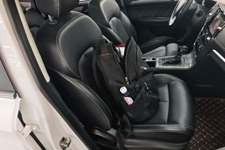 Used Roewe RX5 2016 20T Two-Wheel Drive Automatic Flagship Edition
