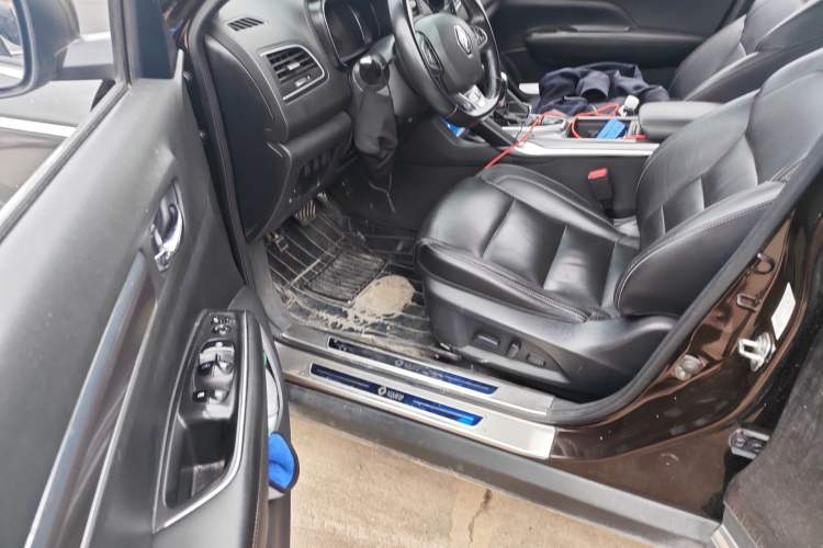 Used Renault Koleos 2017 2.5L Two-Wheel Drive Prestige Edition Driver Seat