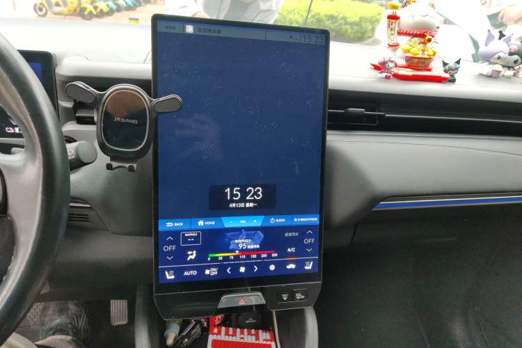 Used Honda e:NS1 2022 e-Chi Edition Audio And AC Panel