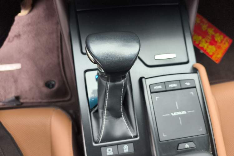 Used Lexus ES 2020 200 Excellence Edition
