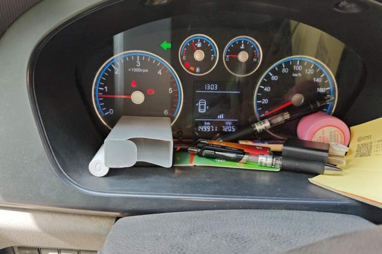 Used Foton Toano 2021 2.0T Manual Tongtu Long-Wheelbase Mid-Roof 3-Seater 4F20TC3 Odometer Close Up