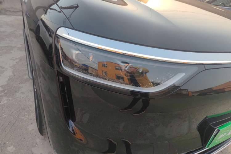 Used Hima AITO M8 2025 Extended-Range Max+ Version 53.4 kWh 6-Seater Edition
