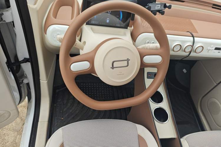 Used Bestune Pony 2026 Model 222km Cute Horse Plus Steering Wheel