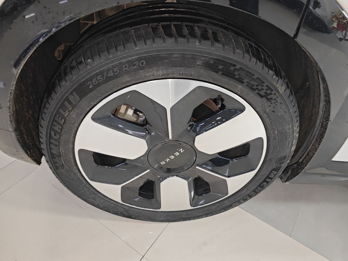 Zeekr MIX 2025 Long-Range Intelligent Driving Edition — снимка 11