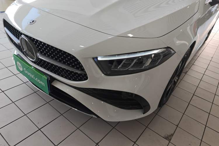 Used Mercedes-Benz A-Class 2024 Updated A 200 L Fashion Version Left Front Headlight