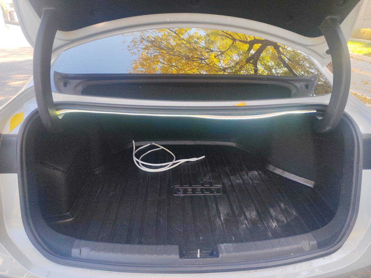 Geely Galaxy A7 2025 Model EM-i 150km Exploration+ Edition — снимка 16