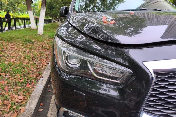 Used Infiniti QX60 2016 2.5 S/C Hybrid Two-Wheel-Drive Excellence Edition China V Standard Right Front Headlight