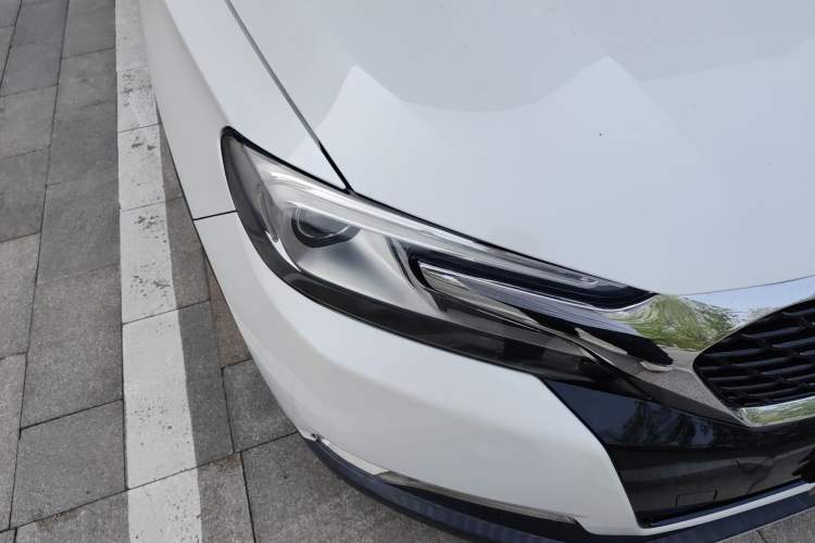 Used DS 6 2016 1.6T Luxury Edition THP160