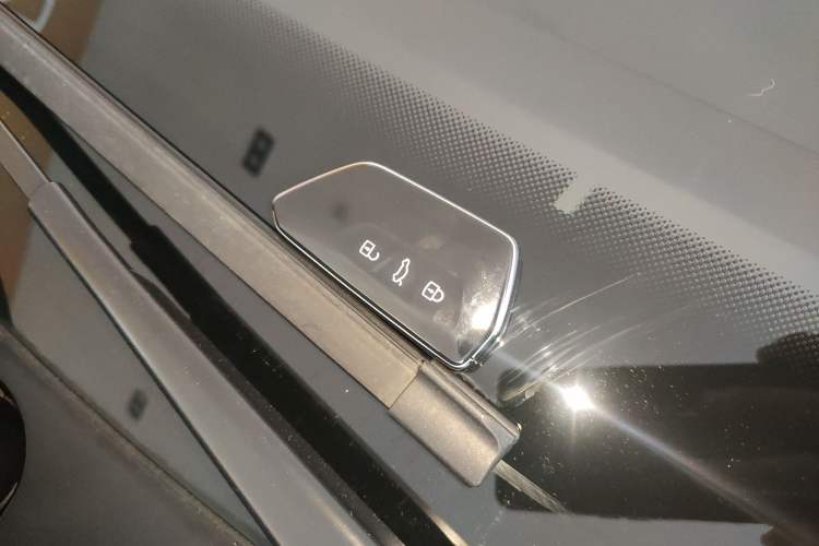 Used Volkswagen ID.7 VIZZION 2024 AIR model
