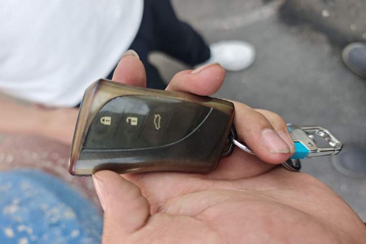 Used Lexus ES 2022 200 Excellence Edition
