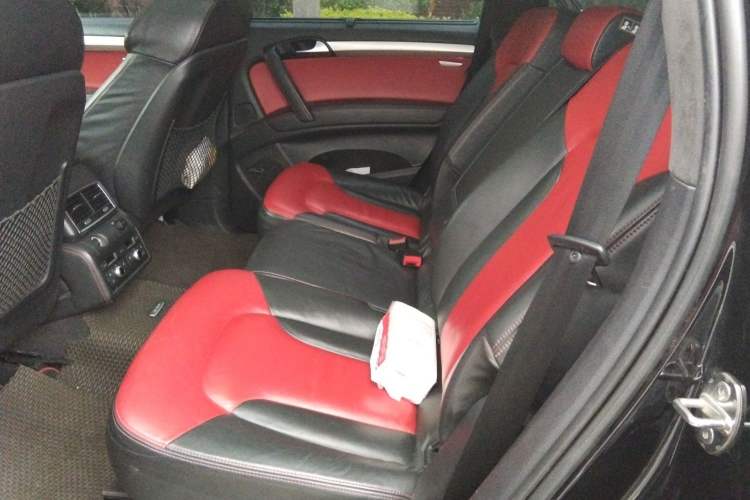 Used Audi Q7 2011 3.0 TFSI Comfort (200kW) Left Rear Seat